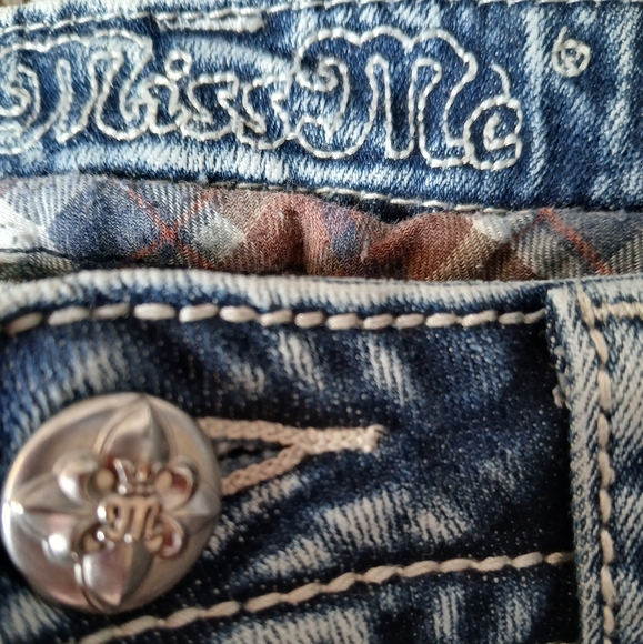 Miss Me Mid-Rise Signature Cuffed Skinny Embellished Denim Jeans Women's Size 26 - Picture 5 of 10